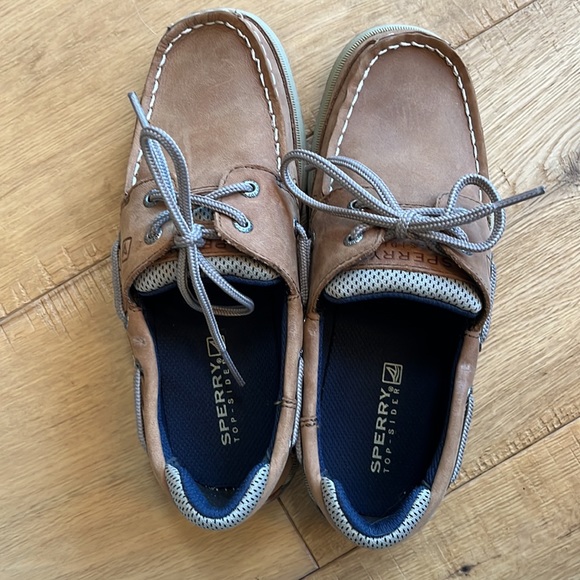 Sperrys - Picture 3 of 6